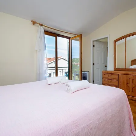 Guest house And By The Sea Mrljane, Pasman - 327