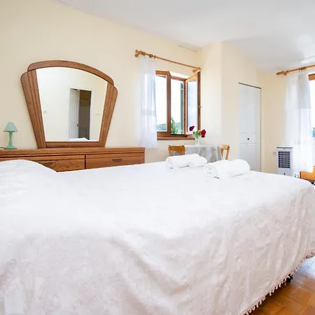 And By The Sea Mrljane, Pasman - 327 Гостевой дом Nevidane